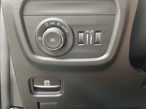 New 2026 Jeep Grand Cherokee Limited w/ Limited Altitude Package image 13