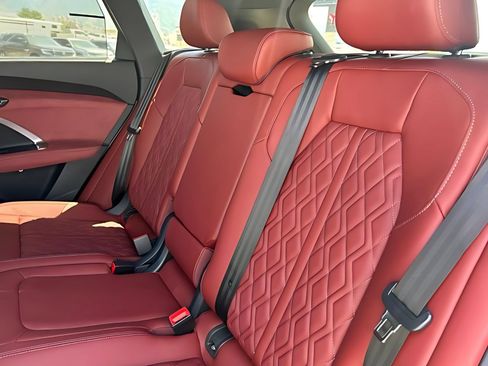 New 2026 Audi SQ5 Prestige AWD/4WD image 19