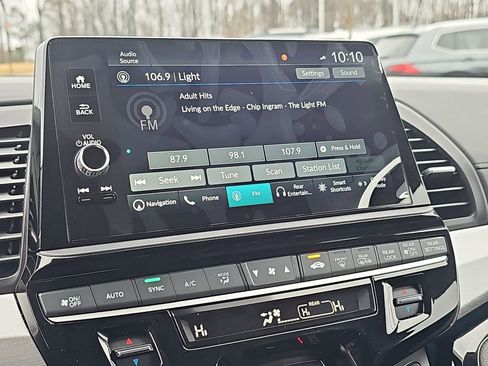 New 2026 Honda Odyssey Touring image 22