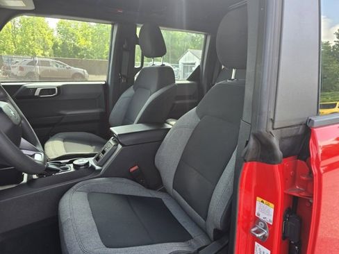 Used 2022 Ford Bronco 4-Door image 10