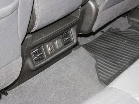 Used 2022 Chevrolet Silverado 1500 LT image 18