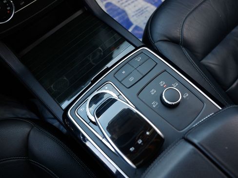 Used 2016 Mercedes-Benz GLE 400 4MATIC image 44