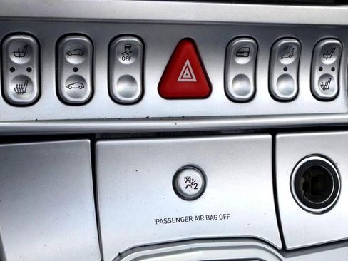 Used 2005 Chrysler Crossfire Limited RWD image 31