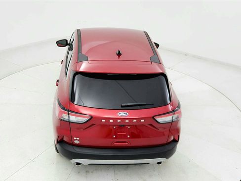 Used 2021 Ford Escape SE w/ Convenience Package FWD image 16