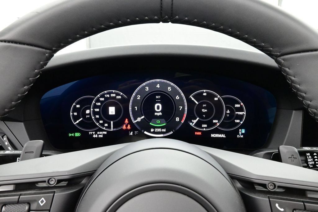 Certified 2026 Porsche 911 Carrera GTS RWD image 9