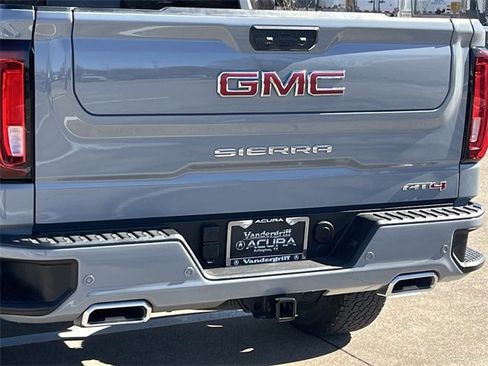 Used 2024 GMC Sierra 1500 AT4 w/ Technology Package image 6