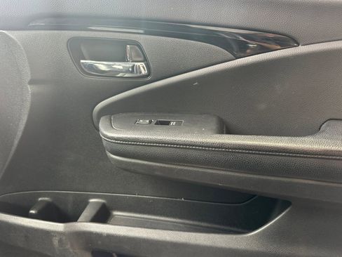 Used 2017 Honda Pilot Touring image 21