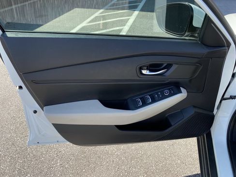Used 2023 Honda Accord EX image 17