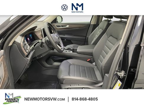 New 2026 Volkswagen Atlas SEL image 8