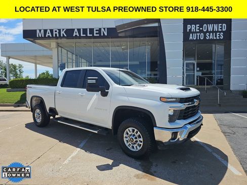 Used 2025 Chevrolet Silverado 2500 LT w/ Convenience Package AWD/4WD image 1