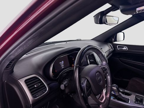 Used 2022 Jeep Grand Cherokee Laredo X image 23