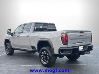 Used 2024 GMC Sierra 2500 AT4X video 2