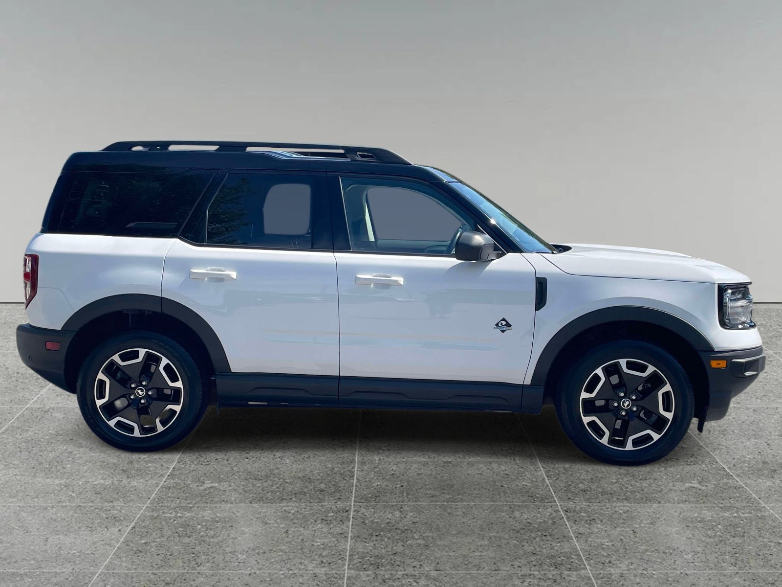 Used 2022 Ford Bronco Sport Outer Banks AWD/4WD image 6