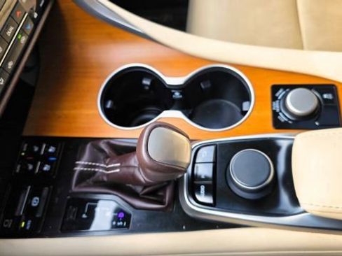 Used 2018 Lexus RX 350 FWD w/ Premium Package image 17