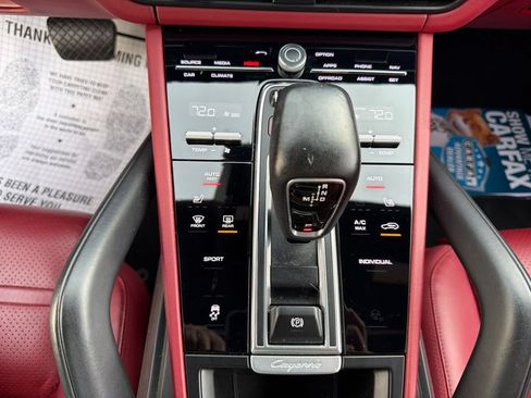 Used 2019 Porsche Cayenne AWD/4WD image 33
