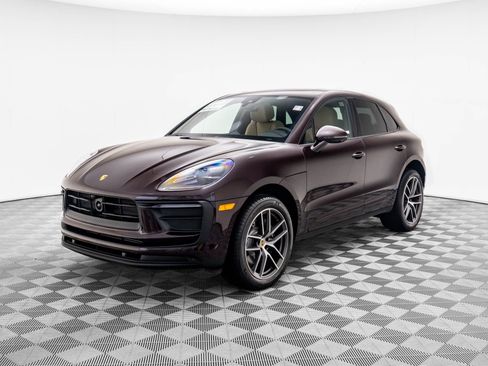 Certified 2026 Porsche Macan AWD/4WD image 1