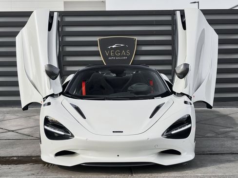 Used 2024 McLaren 750S image 29