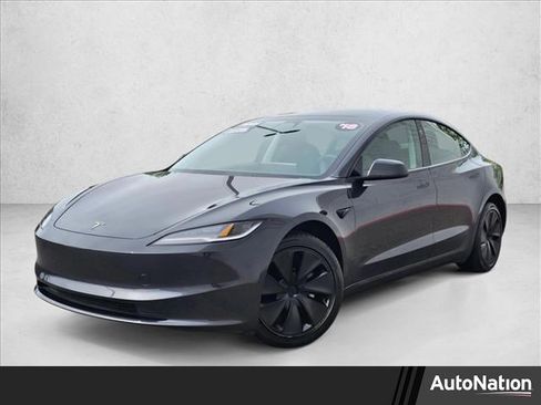 Used 2025 Tesla Model 3 Long Range RWD image 1