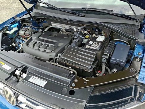 Used 2019 Volkswagen Tiguan SEL AWD/4WD image 34