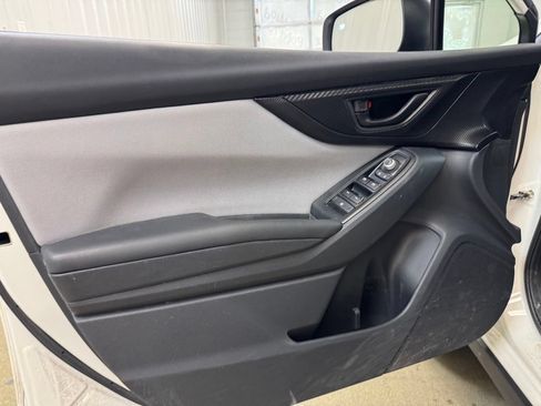 Used 2021 Subaru Crosstrek 2.0i Premium AWD/4WD image 8
