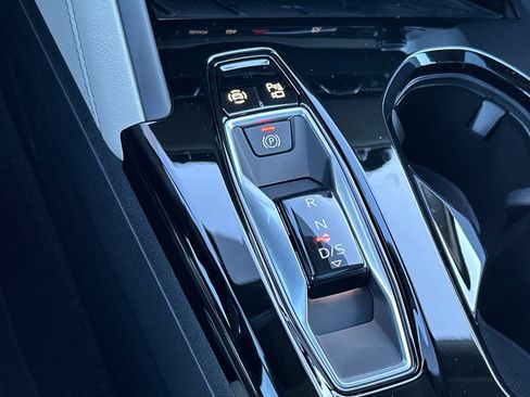 New 2025 Audi Q5 Premium Plus image 21