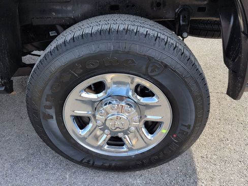 New 2026 RAM 2500 Tradesman AWD/4WD image 12