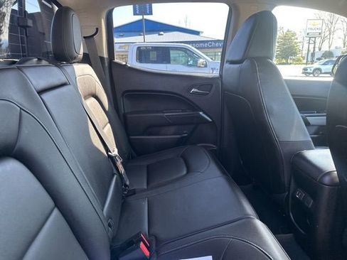 Used 2019 Chevrolet Colorado ZR2 w/ ZR2 Midnight Special Edition AWD/4WD image 14