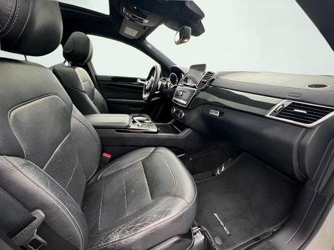 Used 2019 Mercedes-Benz GLE 43 AMG GLE 43 AMG image 29