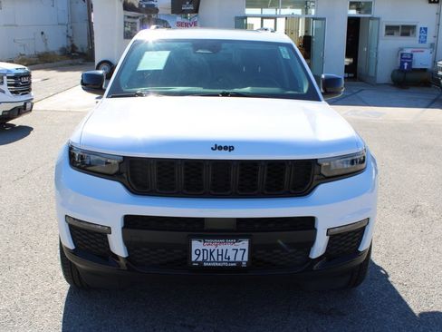 Used 2023 Jeep Grand Cherokee L Limited w/ Black Appearance Package image 2