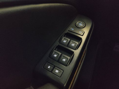 Used 2020 Chevrolet Tahoe LS w/ Max Trailering Package RWD image 27