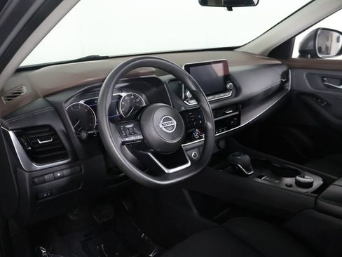 Used 2021 Nissan Rogue SV AWD/4WD image 24