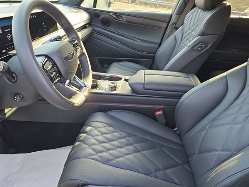 New 2026 Genesis GV80 3.5T e-SC image 9