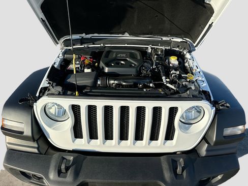 Used 2022 Jeep Wrangler Unlimited Sport image 27