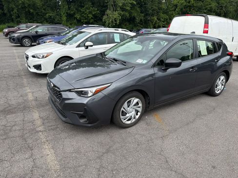 Used 2024 Subaru Impreza 2.0i AWD/4WD image 2