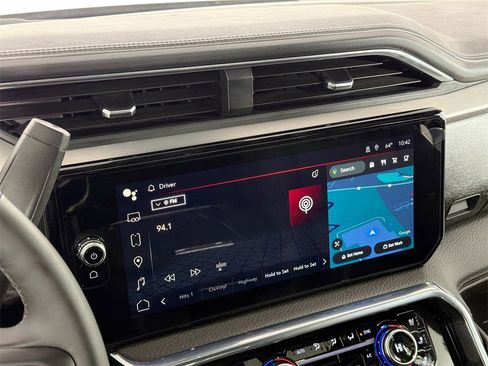 Used 2025 GMC Sierra 2500 Denali w/ Denali Reserve Package image 15