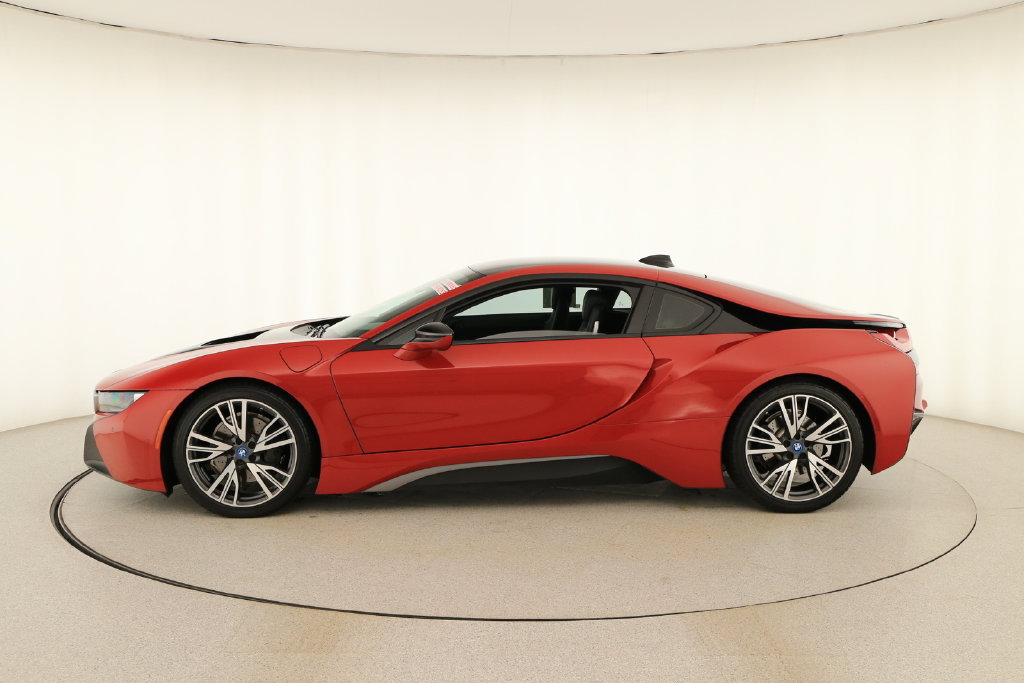 Used 2017 BMW i8 AWD/4WD image 2