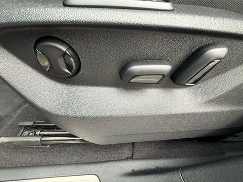 Used 2024 Volkswagen Atlas Cross Sport SEL Premium R-Line image 14