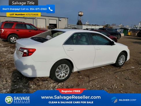 Used 2012 Toyota Camry LE image 4