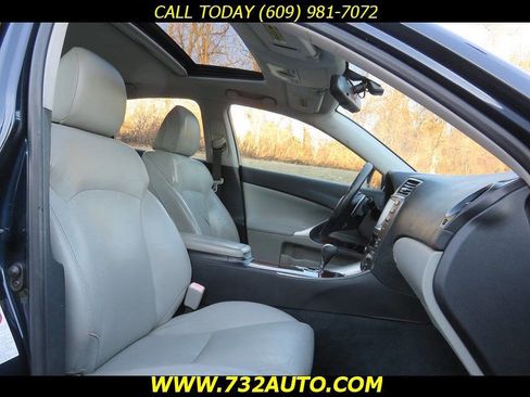 Used 2006 Lexus IS 250 image 7