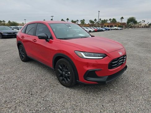 Used 2024 Honda HR-V Sport image 3