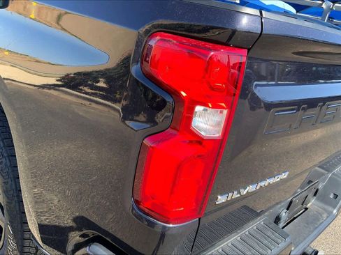Used 2024 Chevrolet Silverado 1500 RST w/ Z71 Off-Road Package AWD/4WD image 29