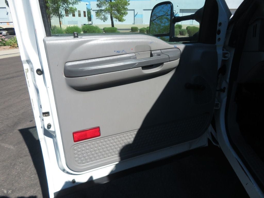 Used 2000 Ford F450 2WD Regular Cab Super Duty image 14