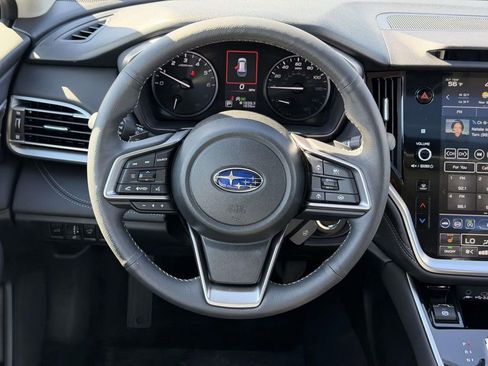 Used 2025 Subaru Outback Limited AWD/4WD image 21