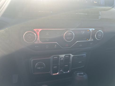 New 2025 Jeep Wrangler Sport S image 27