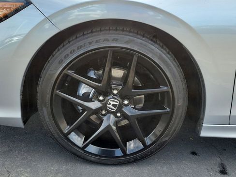 Used 2025 Honda Civic Sport image 24