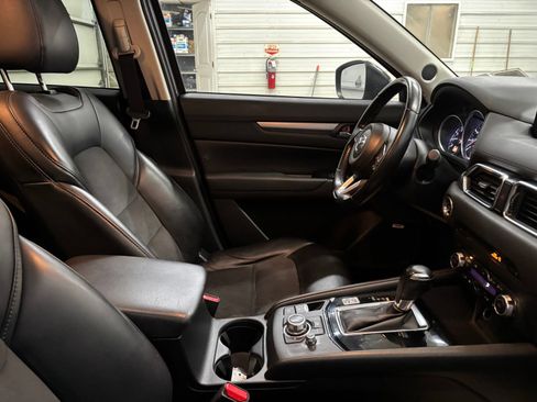 Used 2018 MAZDA CX-5 Touring w/ Preferred Equipment Package AWD/4WD image 28