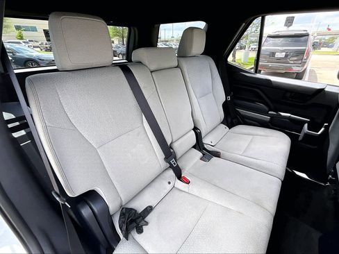 Used 2025 Toyota 4Runner SR5 image 18