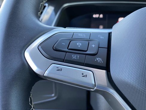 Used 2022 Volkswagen Tiguan S image 18