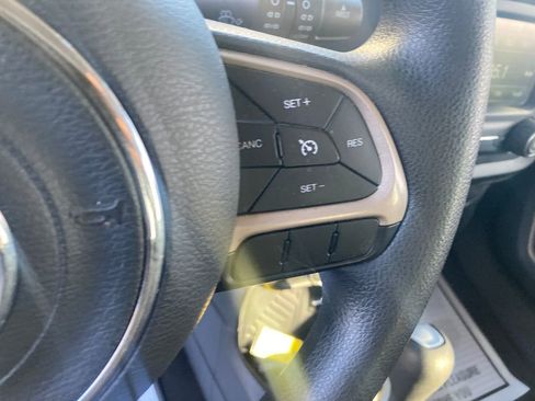 Used 2017 Jeep Renegade Sport w/ Power & Air Group image 42