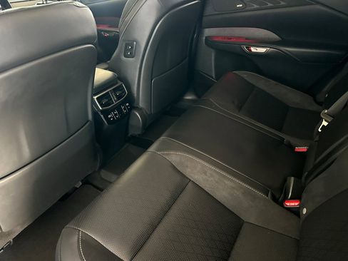 Used 2025 Lexus RX 450h AWD w/ Luxury Package image 9